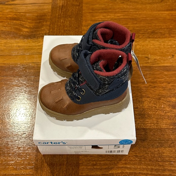 NIB Carter's New Mixed Media Lug Sole Duck Toe Boot, Navy, Walker Size 5 - Picture 7 of 9